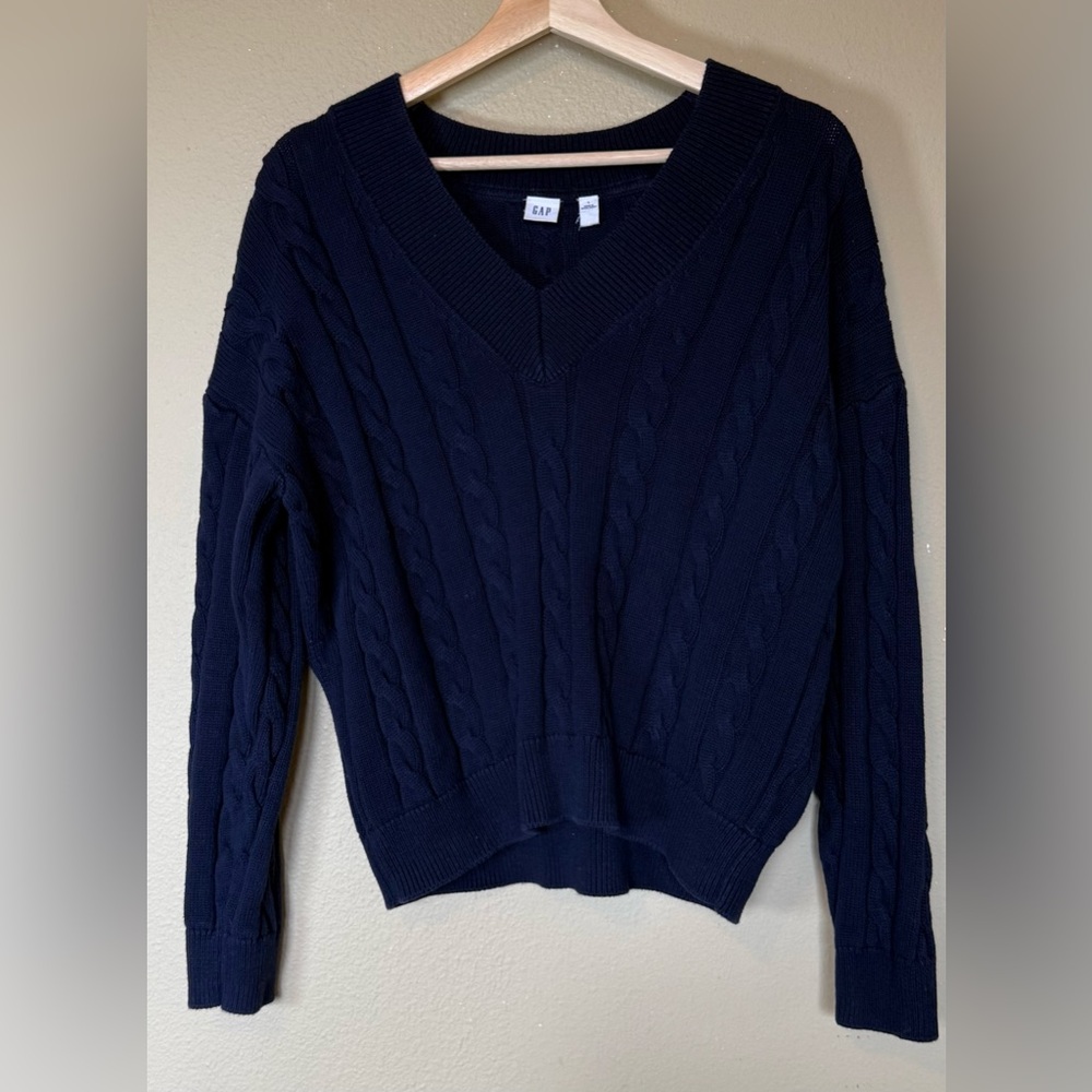 GAP Navy Blue 100% Cotton Cable-Knit V-Neck Sweater Size Large - Picture 2 of 6